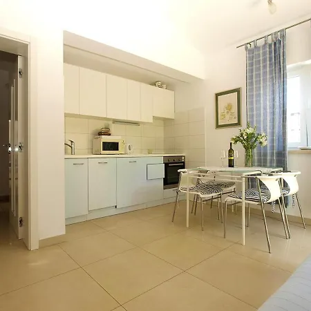 Apartment Apartmani Val Blue Pula
