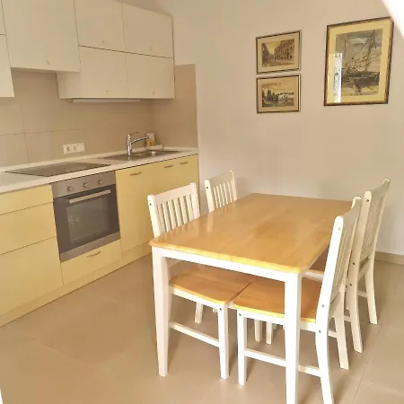 Apartmani Val Blue Pula