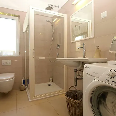 Apartment Apartmani Val Blue Pula