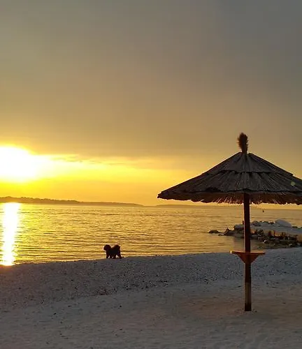 Apartmani Val Blue Apartman