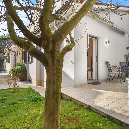 Apartmani Val Blue * Pula