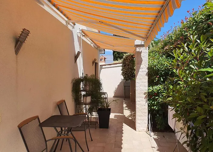 Val Διαμέρισμα Πούλα