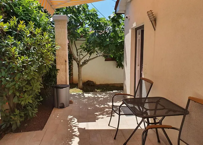 Val Διαμέρισμα Πούλα